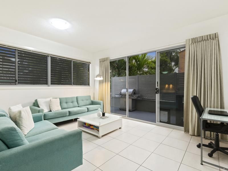 3/31 Loder Street, Biggera Waters QLD 4216, Image 1