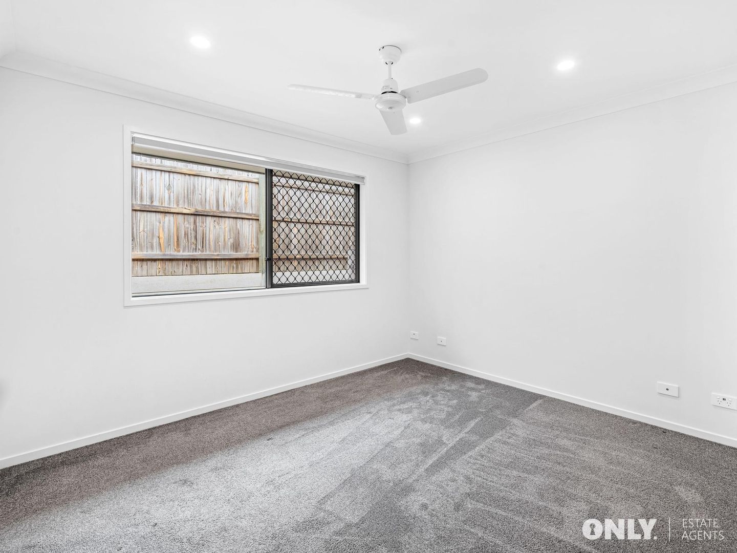 13 Midnight Crescent, Spring Mountain QLD 4300, Image 2