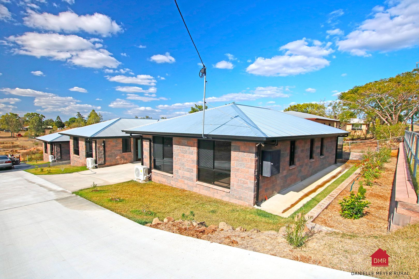 Gayndah QLD 4625 2 beds house for Sale, 695,000.00 FOR 3 UNITS OR