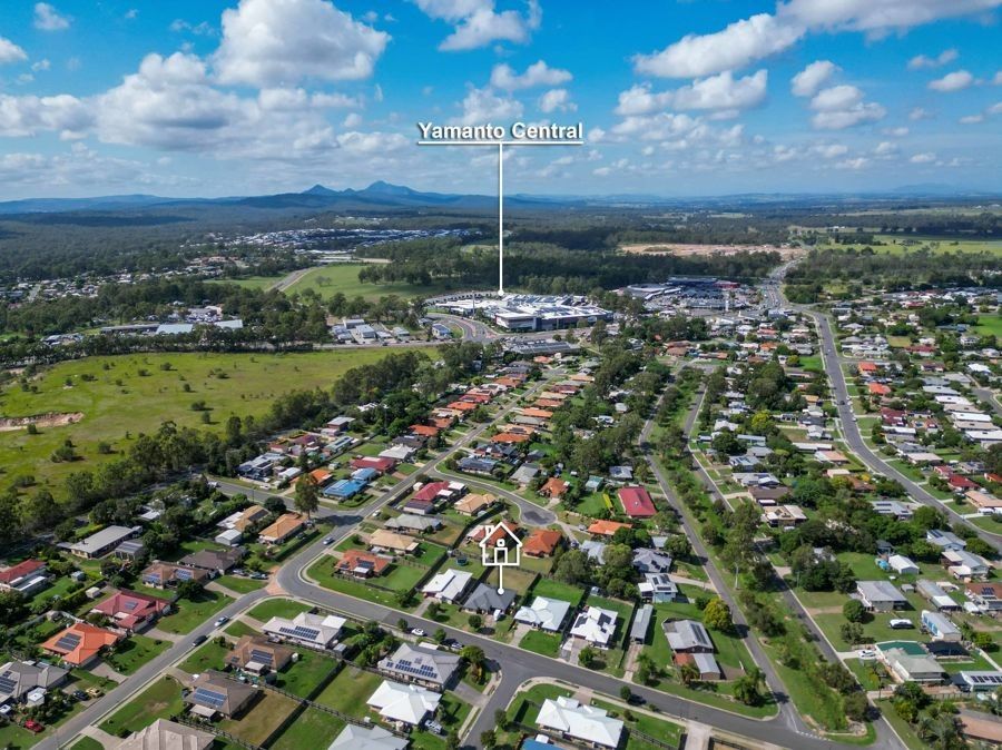 10 Nuala Street, Yamanto QLD 4305, Image 2