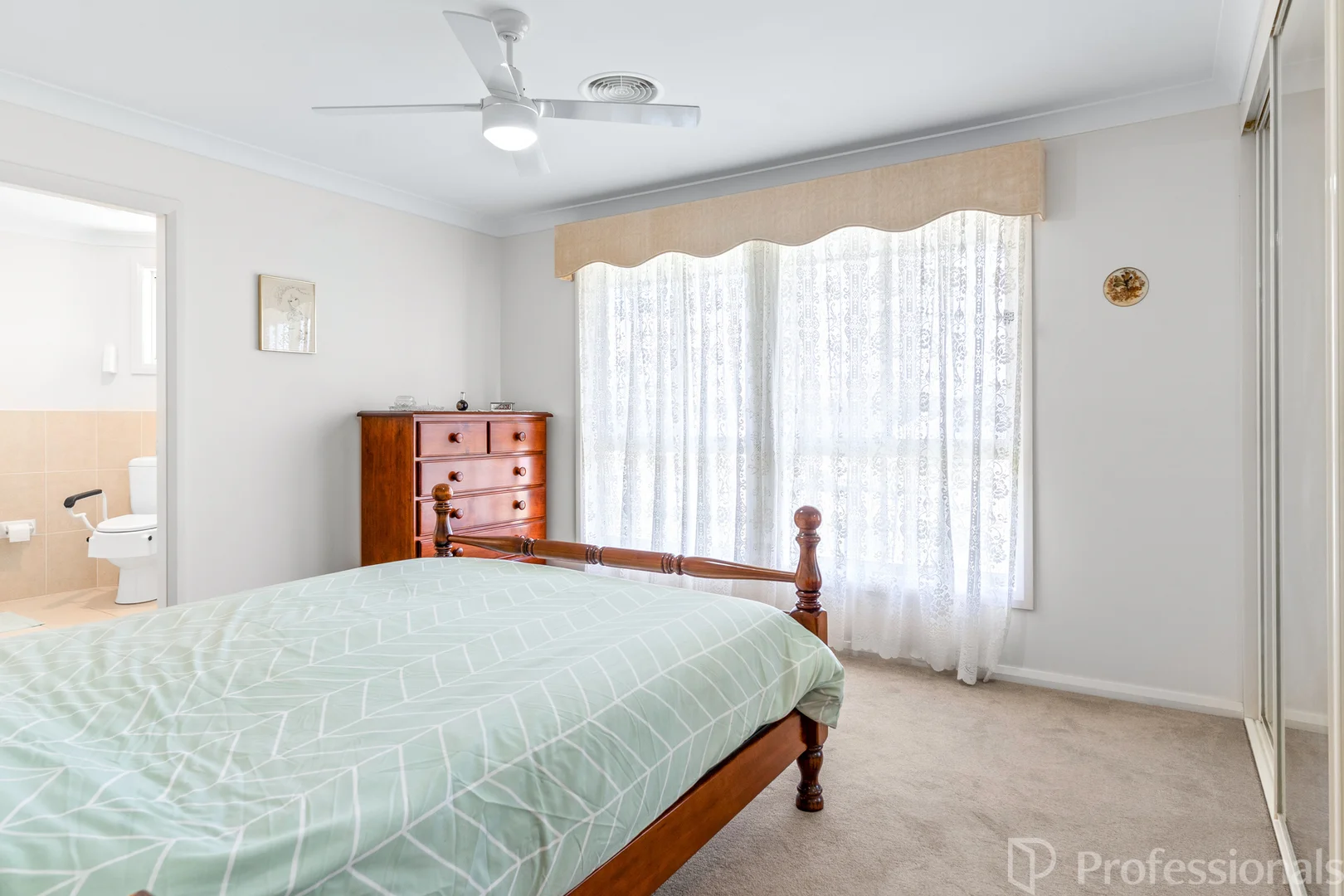 Additional image 8 of 64 King George Parade, Forster NSW 2428