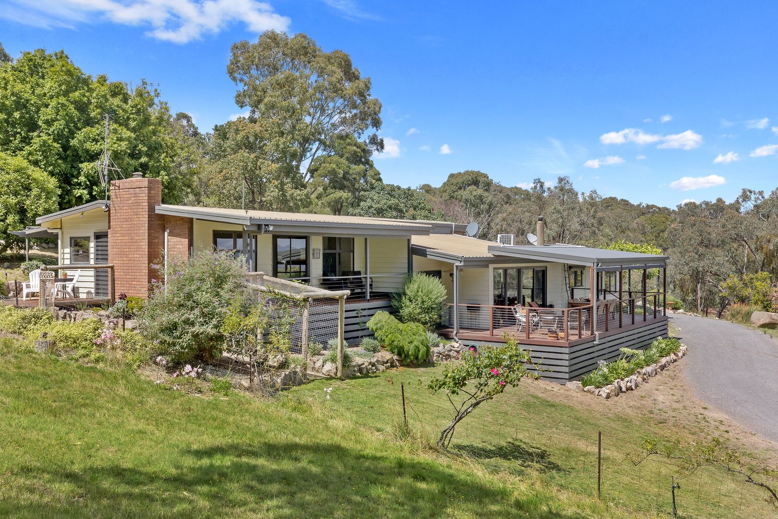 317 Old Highlands Road, Highlands VIC 3660, Image 2