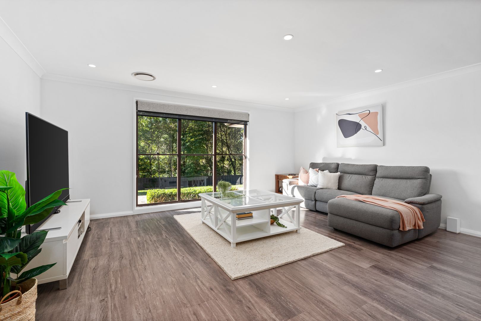 28 Pemberton Boulevard, Lisarow NSW 2250, Image 1