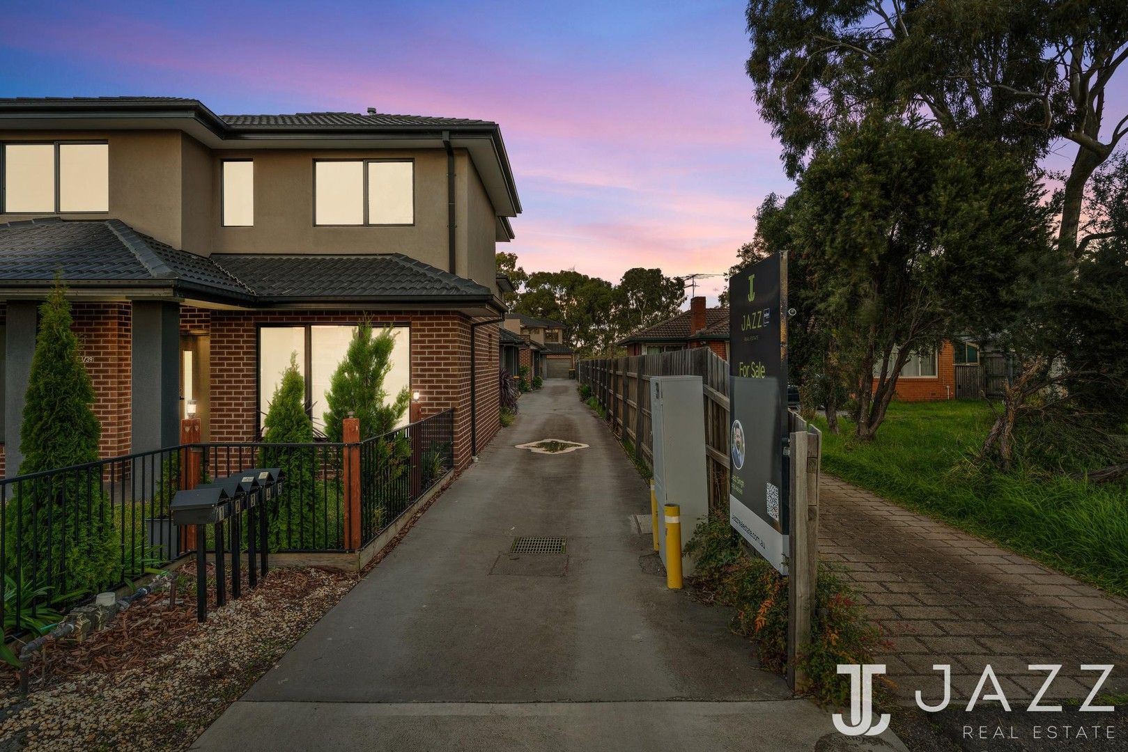 2 bedrooms Apartment / Unit / Flat in 4/39 Fitzpatrick Drive ALTONA MEADOWS VIC, 3028