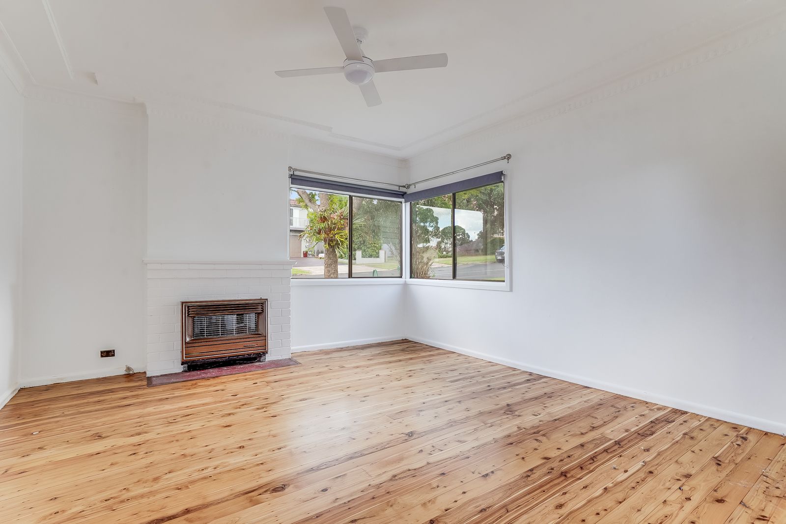 4 Murrandah Avenue, Camden NSW 2570 House For Rent Domain