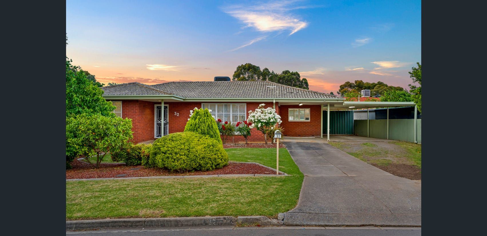 3 bedrooms House in 32 Roger Pitt Street MODBURY HEIGHTS SA, 5092