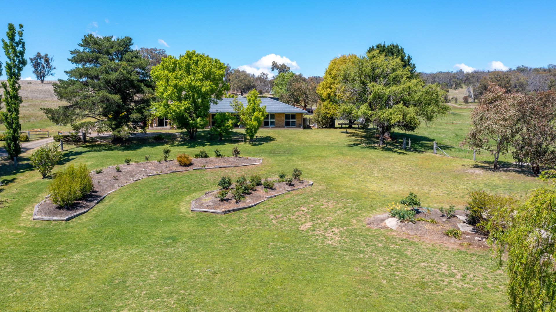 'Applegrove' 1153 New England Gully Road, Tamworth NSW 2340, Image 1