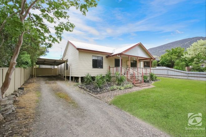 Picture of 12 Kiewa East Road, KIEWA VIC 3691