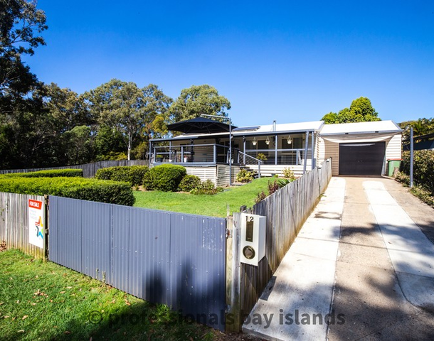 12 Gordon Road, Macleay Island QLD 4184