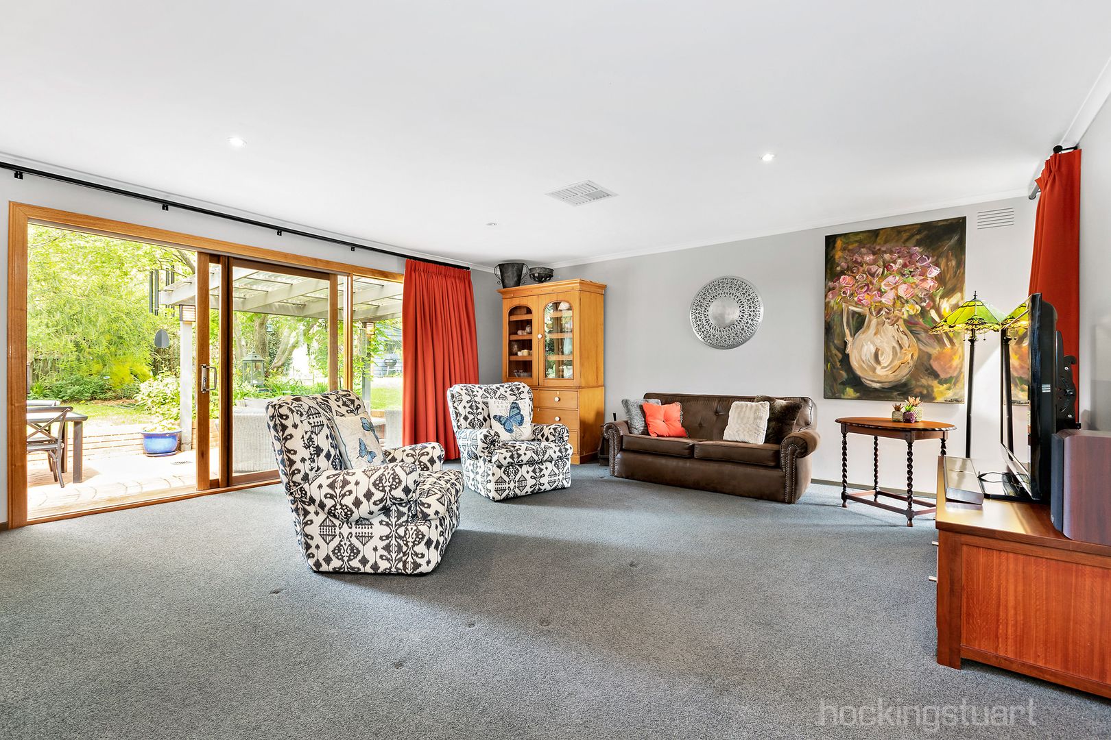 7 Corunna Court, Glen Waverley VIC 3150, Image 2