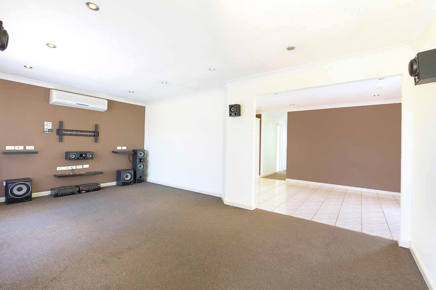 1A Woodlands Drive, Glenmore Park NSW 2745, Image 1