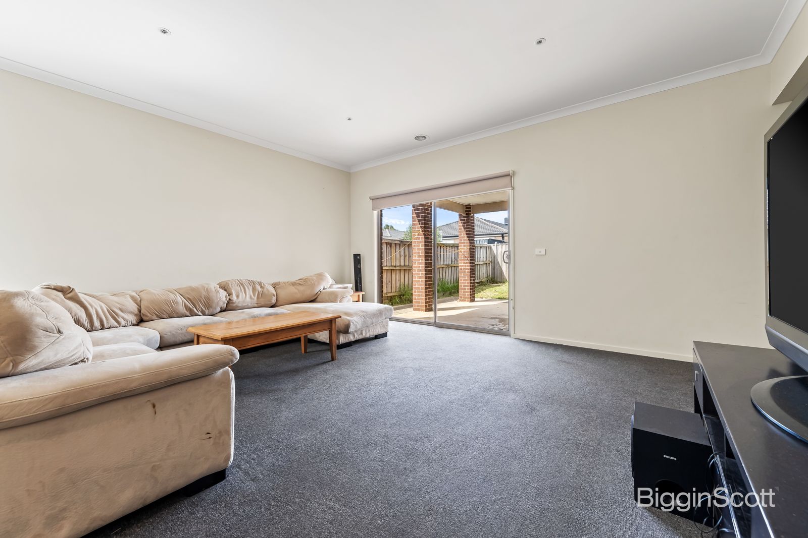 12 Glenelg Street, Clyde North VIC 3978, Image 2