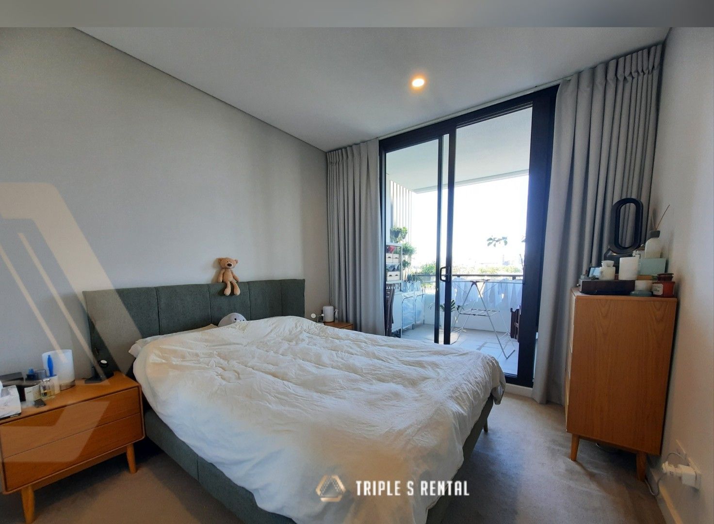 1 bedrooms Apartment / Unit / Flat in Level 6/2 Foundry Street ERSKINEVILLE NSW, 2043