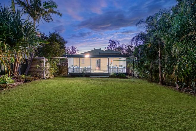 Picture of 7 Lamington Avenue, LUTWYCHE QLD 4030