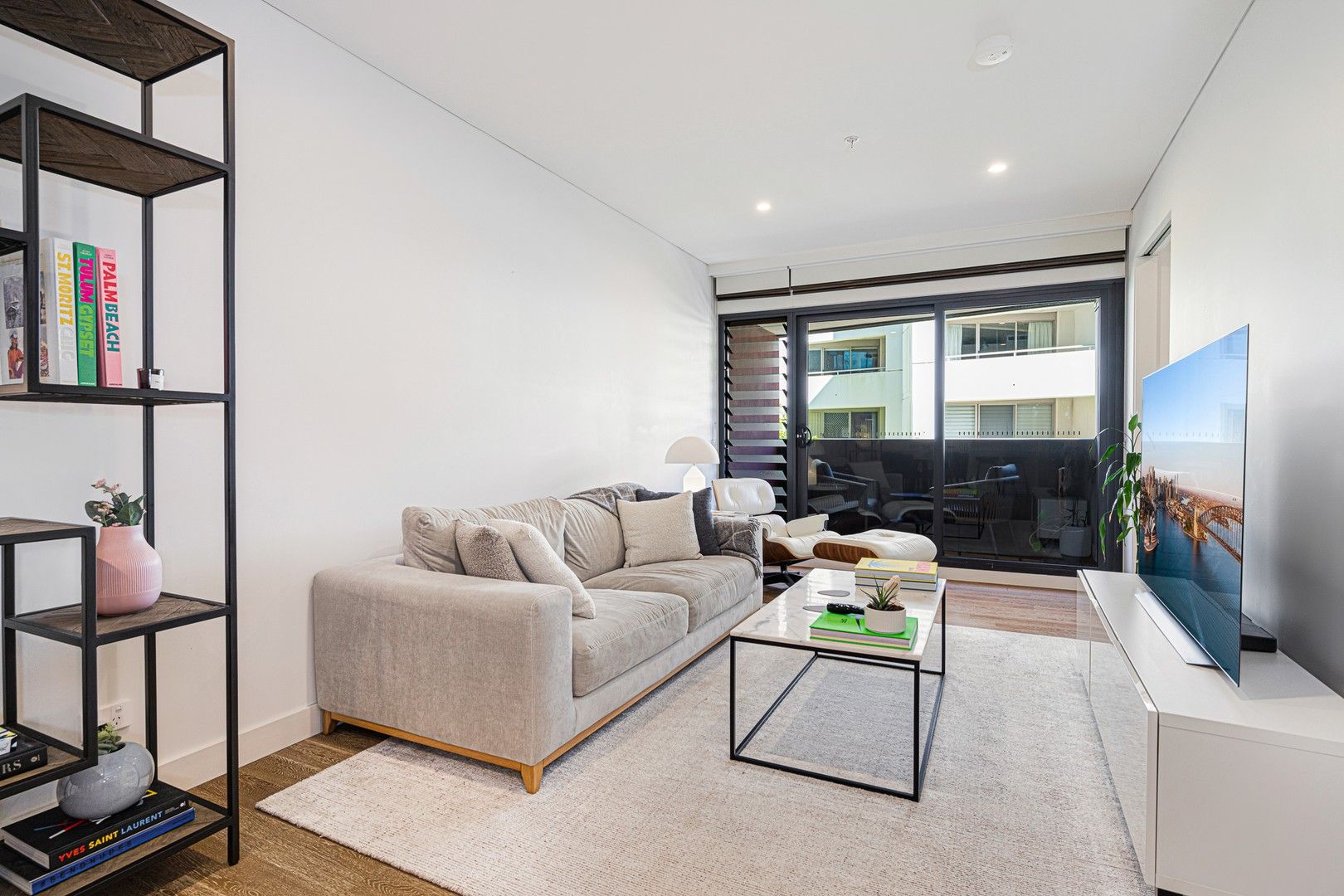 206/80 Alfred Street, Milsons Point NSW 2061 Domain