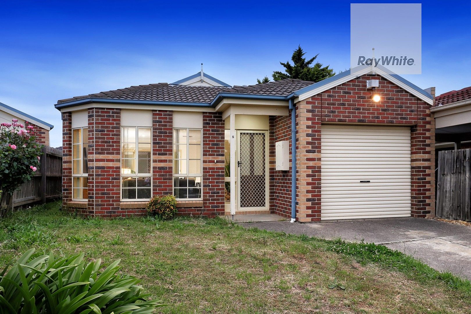 1/5 Gala Place, Keilor Downs VIC 3038, Image 0