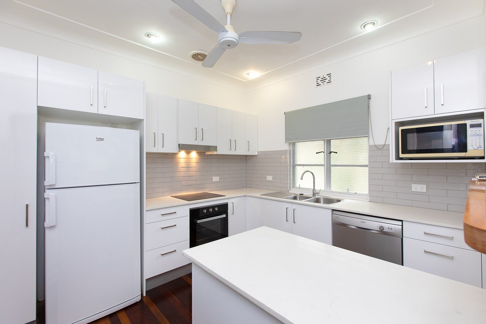 2 bedrooms Apartment / Unit / Flat in 164 Highland Terrace ST LUCIA QLD, 4067