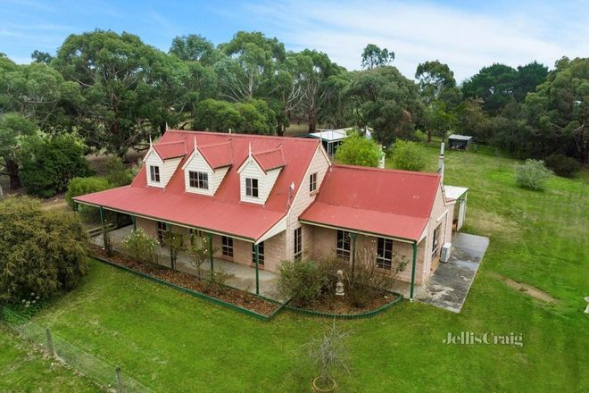 Picture of 25 Deborah Court, HADDON VIC 3351