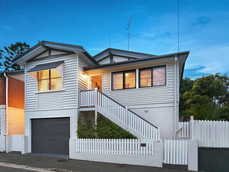 3 bedrooms House in 36 Federal Street RED HILL QLD, 4059