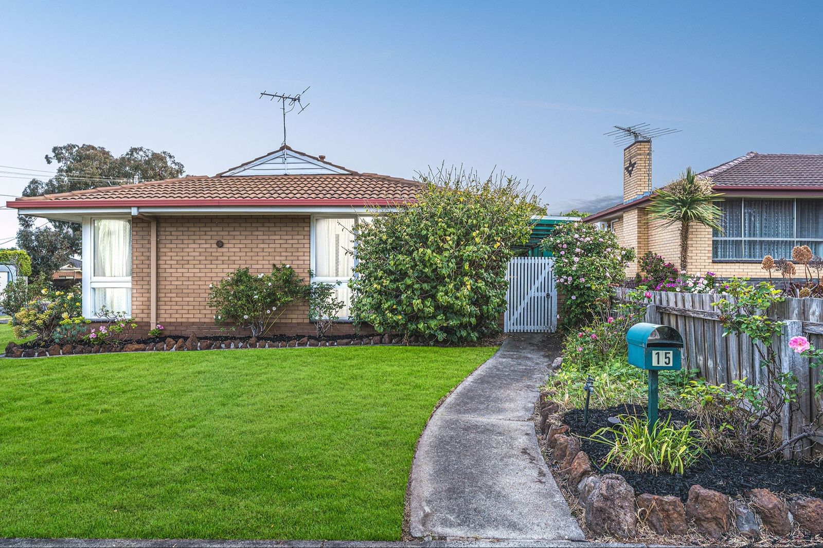 15 Stork Avenue, Belmont VIC 3216, Image 2