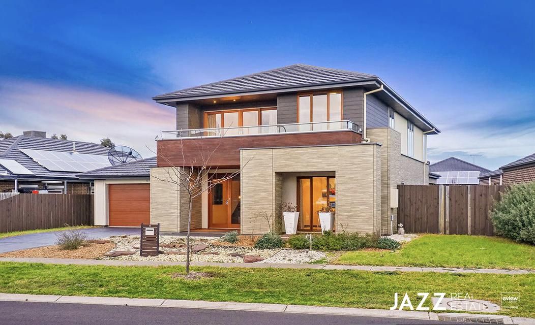 4 bedrooms House in 11 Rowland Drive POINT COOK VIC, 3030