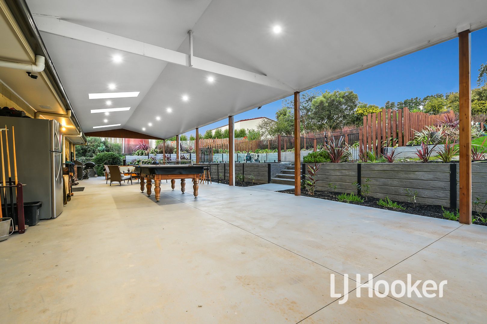 24 Settlers Rise, Drouin VIC 3818, Image 2