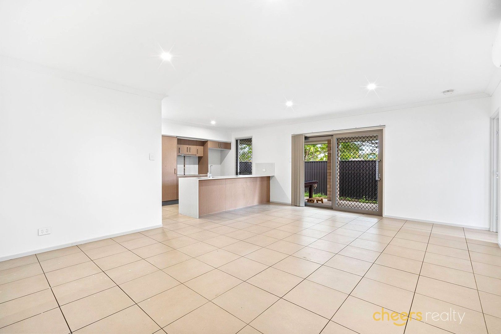 4 bedrooms House in 869C Kingston Road WATERFORD WEST QLD, 4133