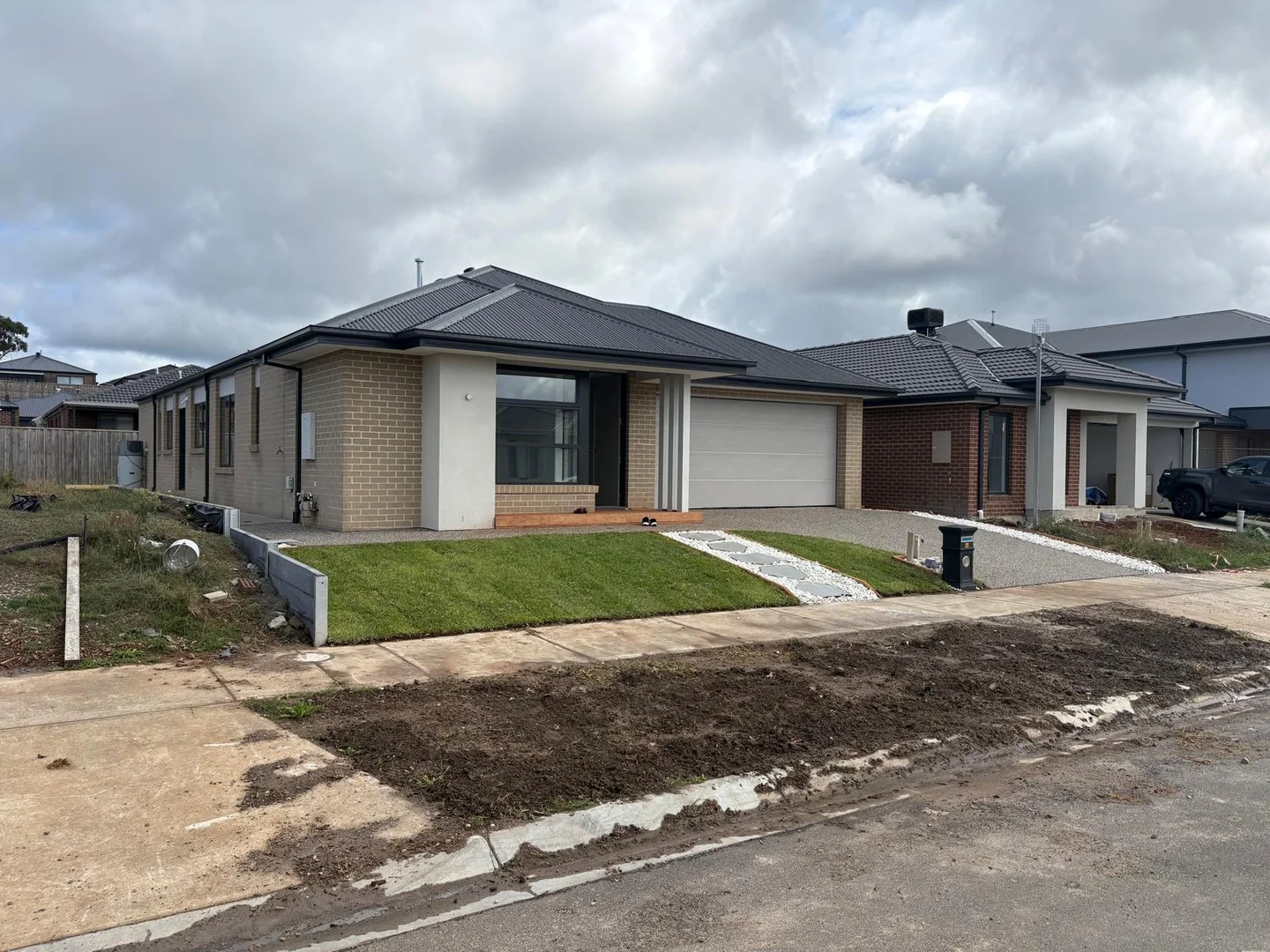 6 Vansteensel Way, Officer VIC 3809