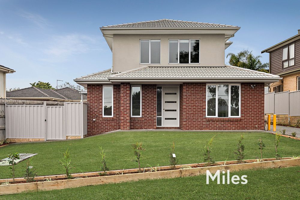 3 bedrooms Townhouse in 1/50 William Street GREENSBOROUGH VIC, 3088