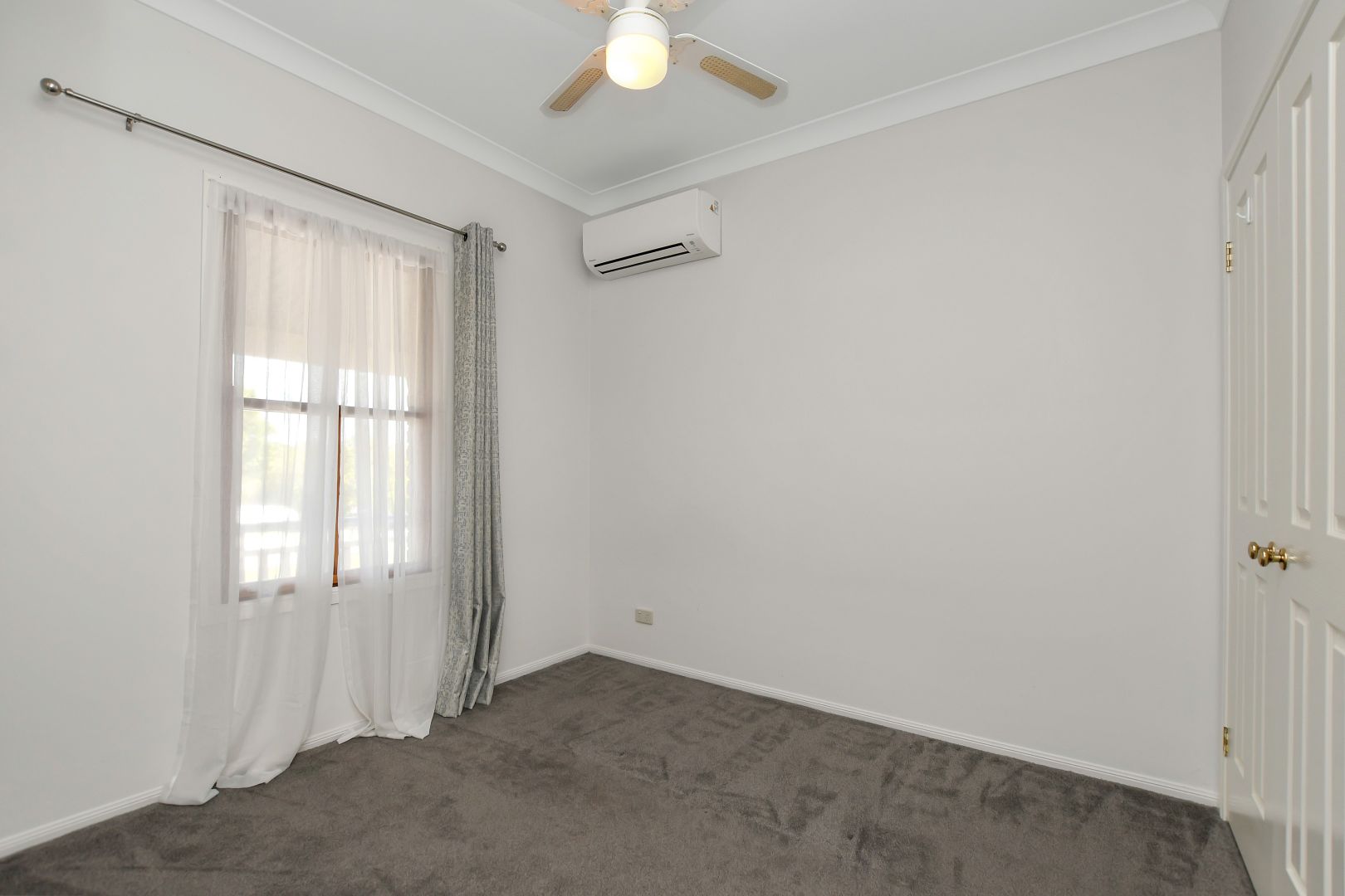 11 Tennesse Place, Springfield QLD 4300, Image 1