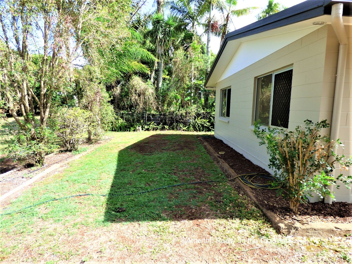 2/Unit 2/13 Armstrong, Atherton QLD 4883, Image 2