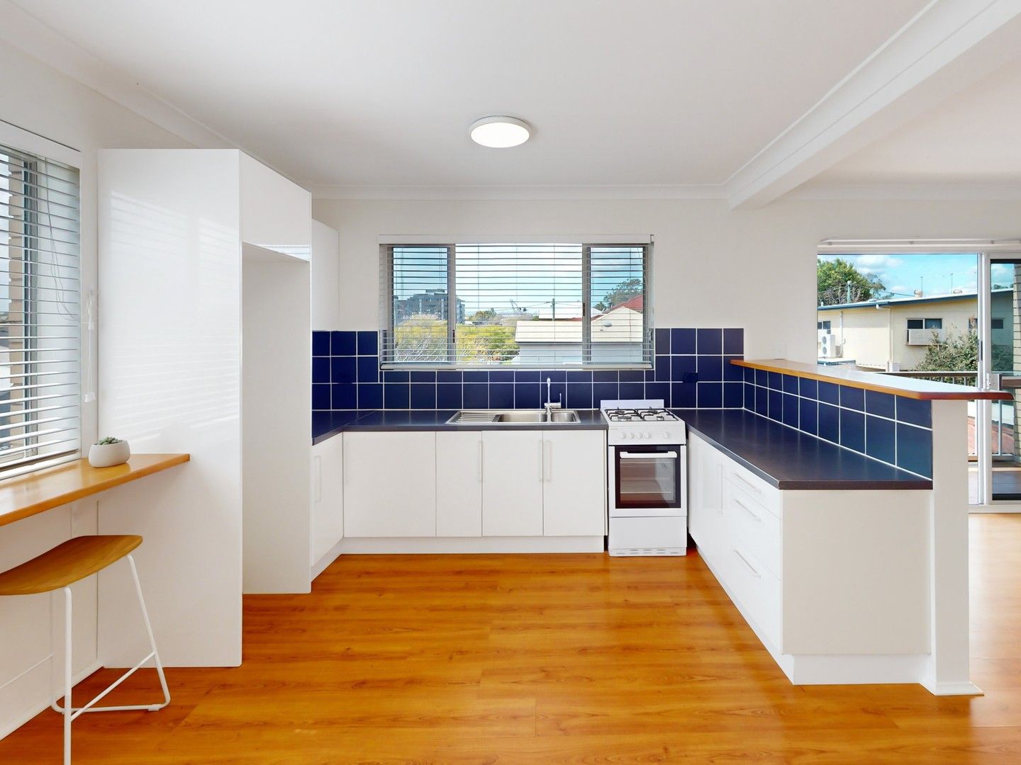 2 bedrooms Apartment / Unit / Flat in 4/72 Swinburne Street LUTWYCHE QLD, 4030