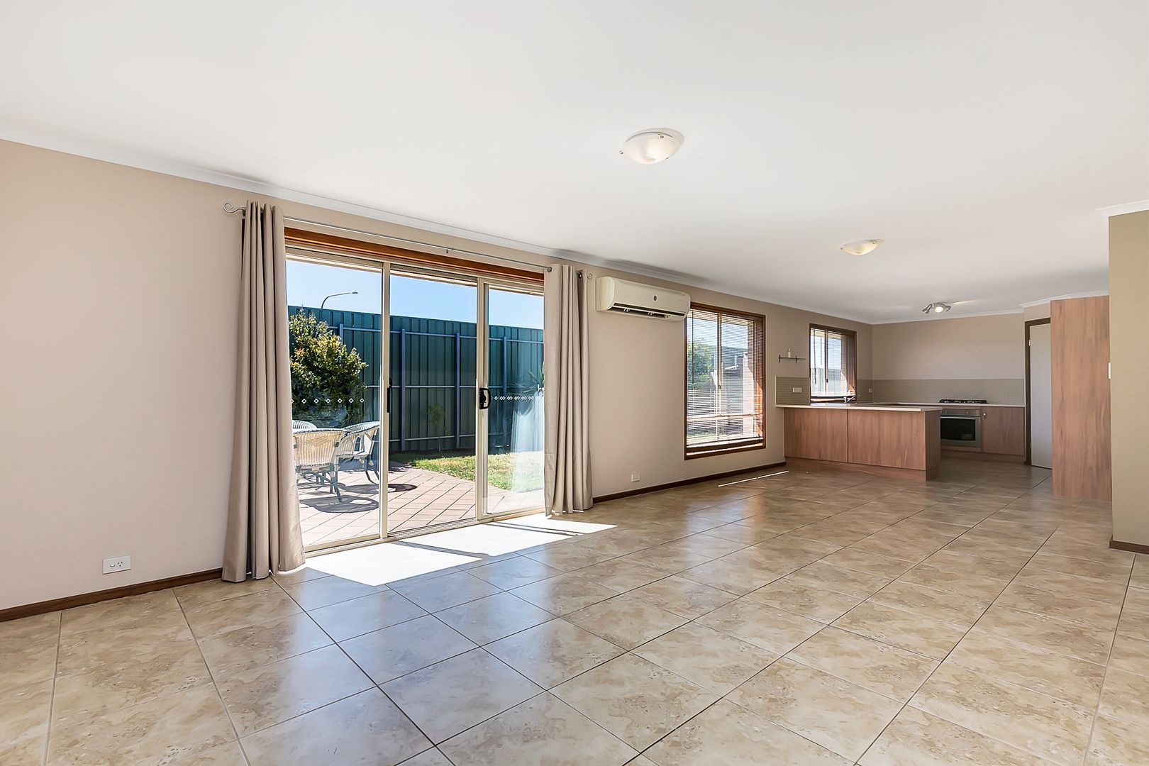 15 Holmes Street, Old Noarlunga SA 5168, Image 2