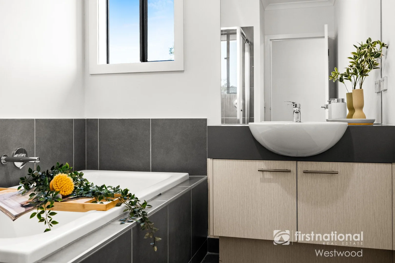 Additional image 29 of 10 Massimo Street, Wyndham Vale VIC 3024