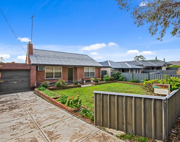 6 Clearview Crescent, Clearview SA 5085