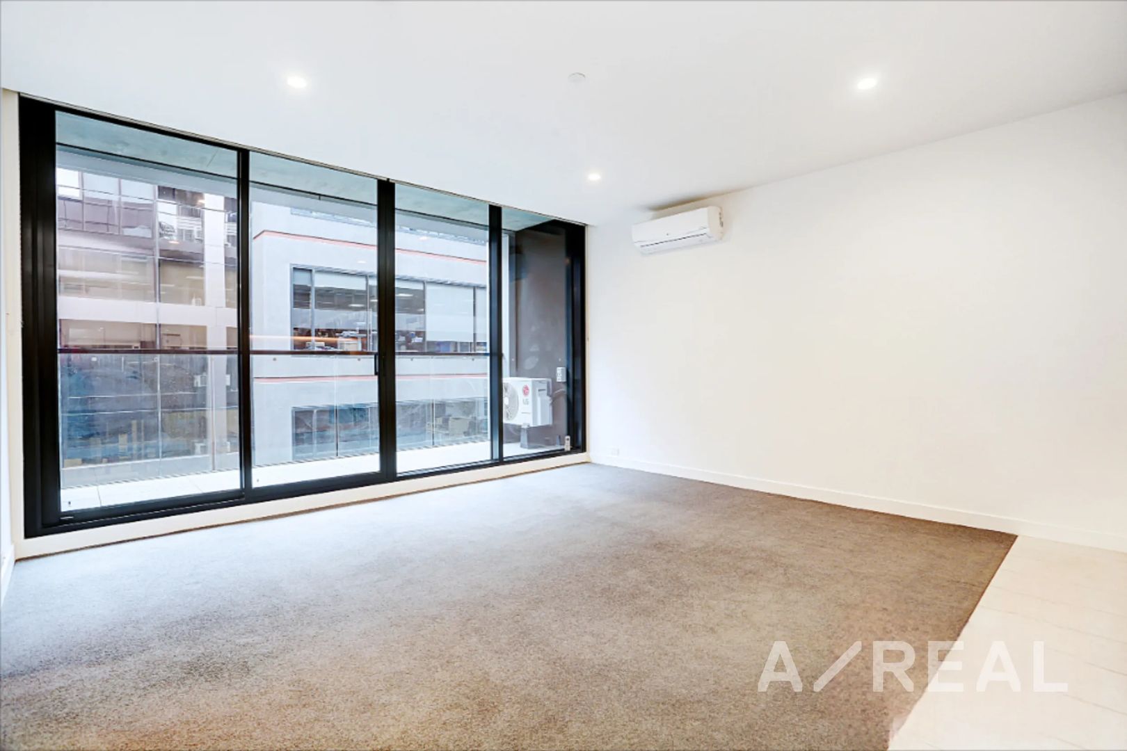 508/555 St Kilda Road, Melbourne VIC 3004, Image 2