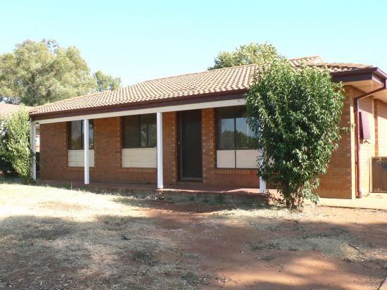 9 Spears Drive, Dubbo NSW 2830