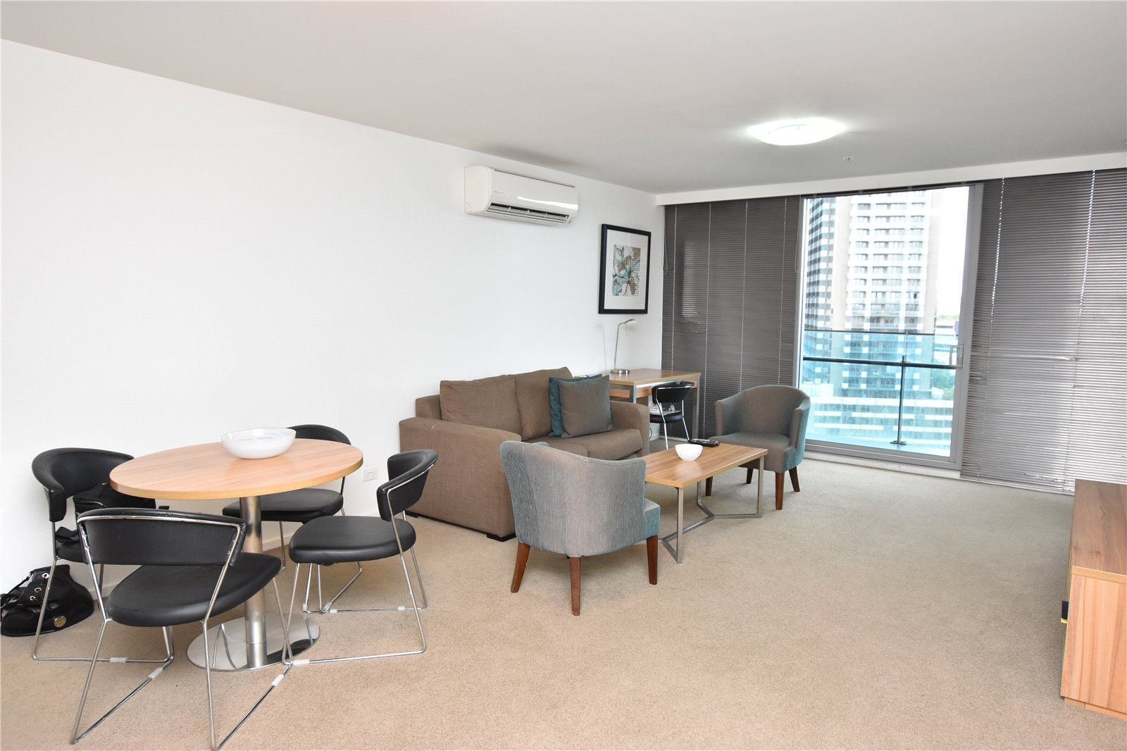 2 bedrooms Apartment / Unit / Flat in 1504/241 City Road SOUTHBANK VIC, 3006