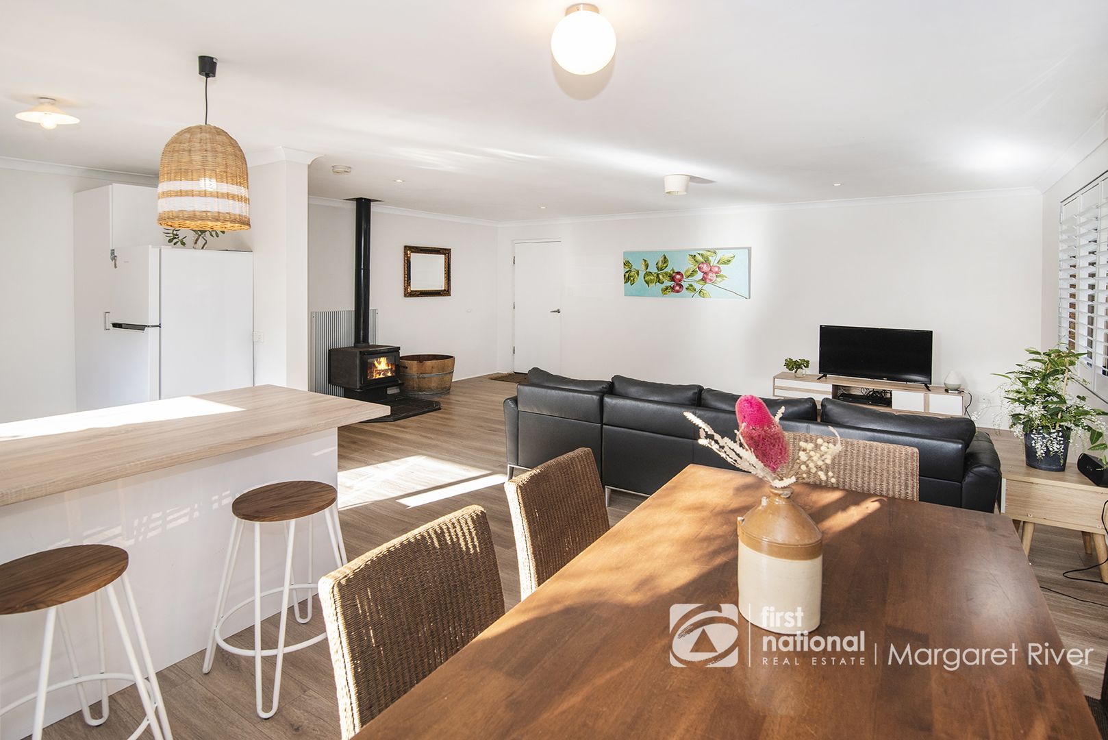 9A Lesalan Pl, Margaret River WA 6285 House For Rent Domain