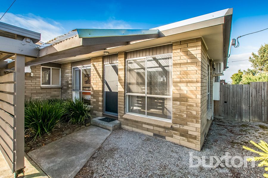 63 Graylea Avenue, Herne Hill VIC 3218, Image 1