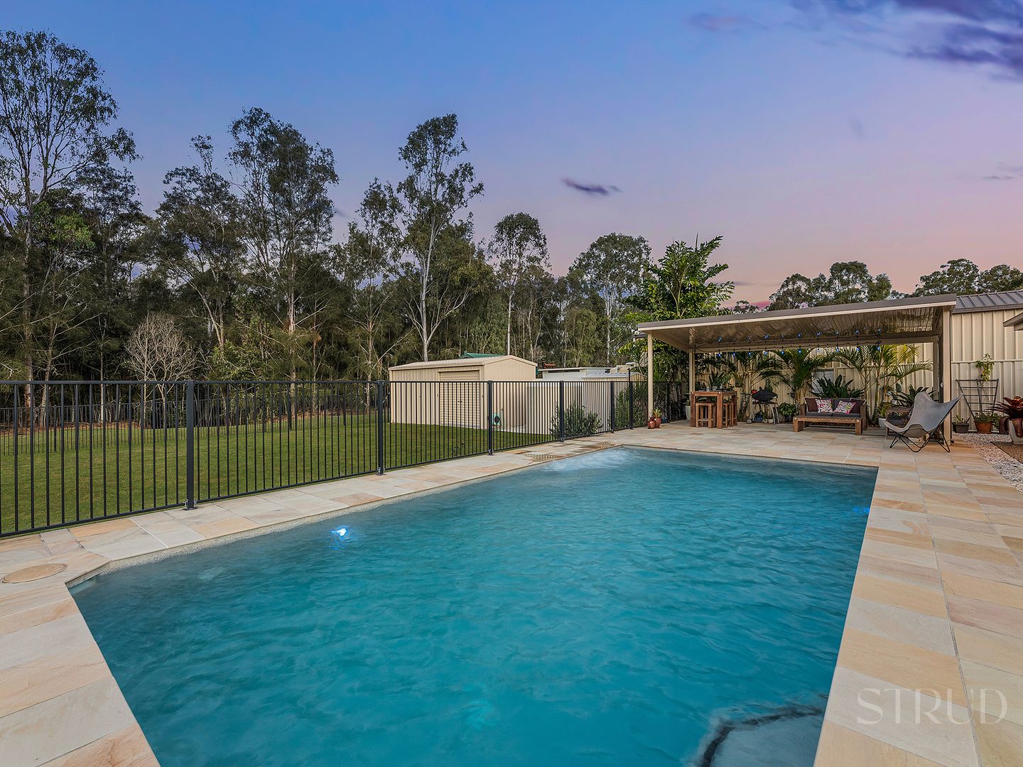 21 Lakeview Drive, Deebing Heights QLD 4306, Image 2