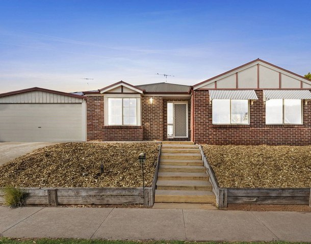 44 Monterey Drive, Waurn Ponds VIC 3216