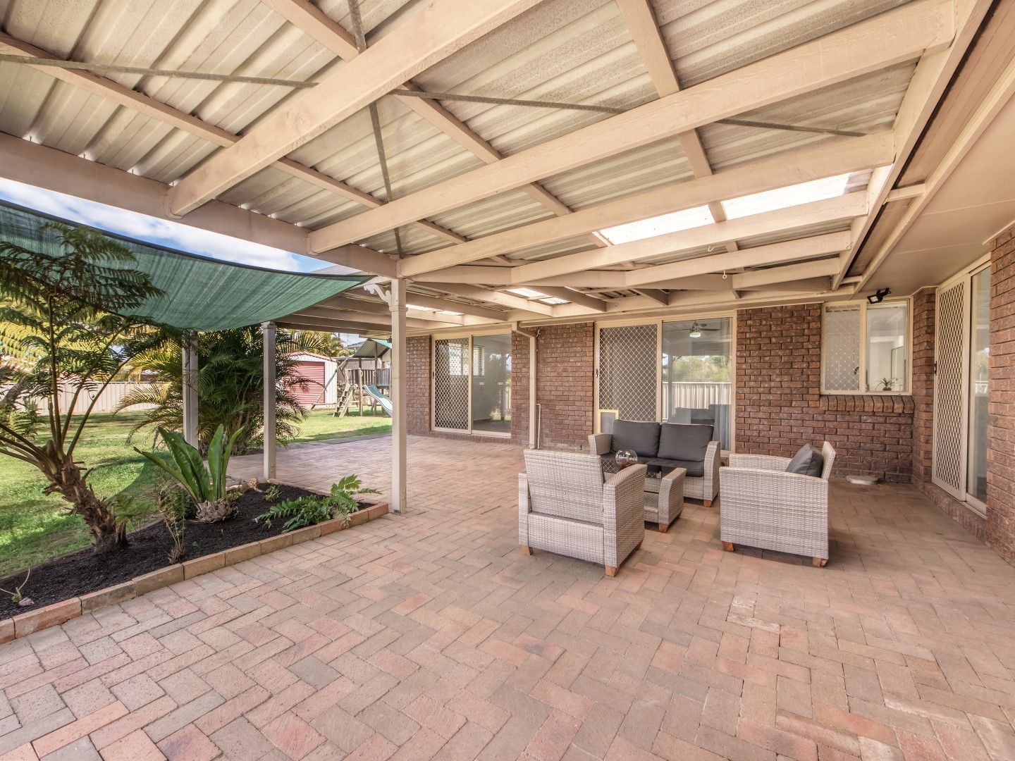 4 Bowtell Court, Collingwood Park QLD 4301, Image 2