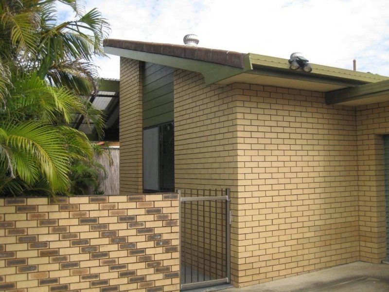 2 bedrooms Villa in 4/9 Brunswick Avenue COFFS HARBOUR NSW, 2450