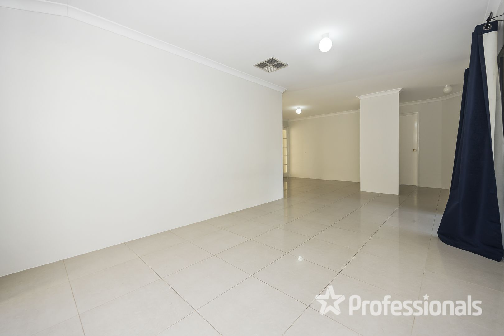 79 Fenchurch Street, Alexander Heights WA 6064, Image 2