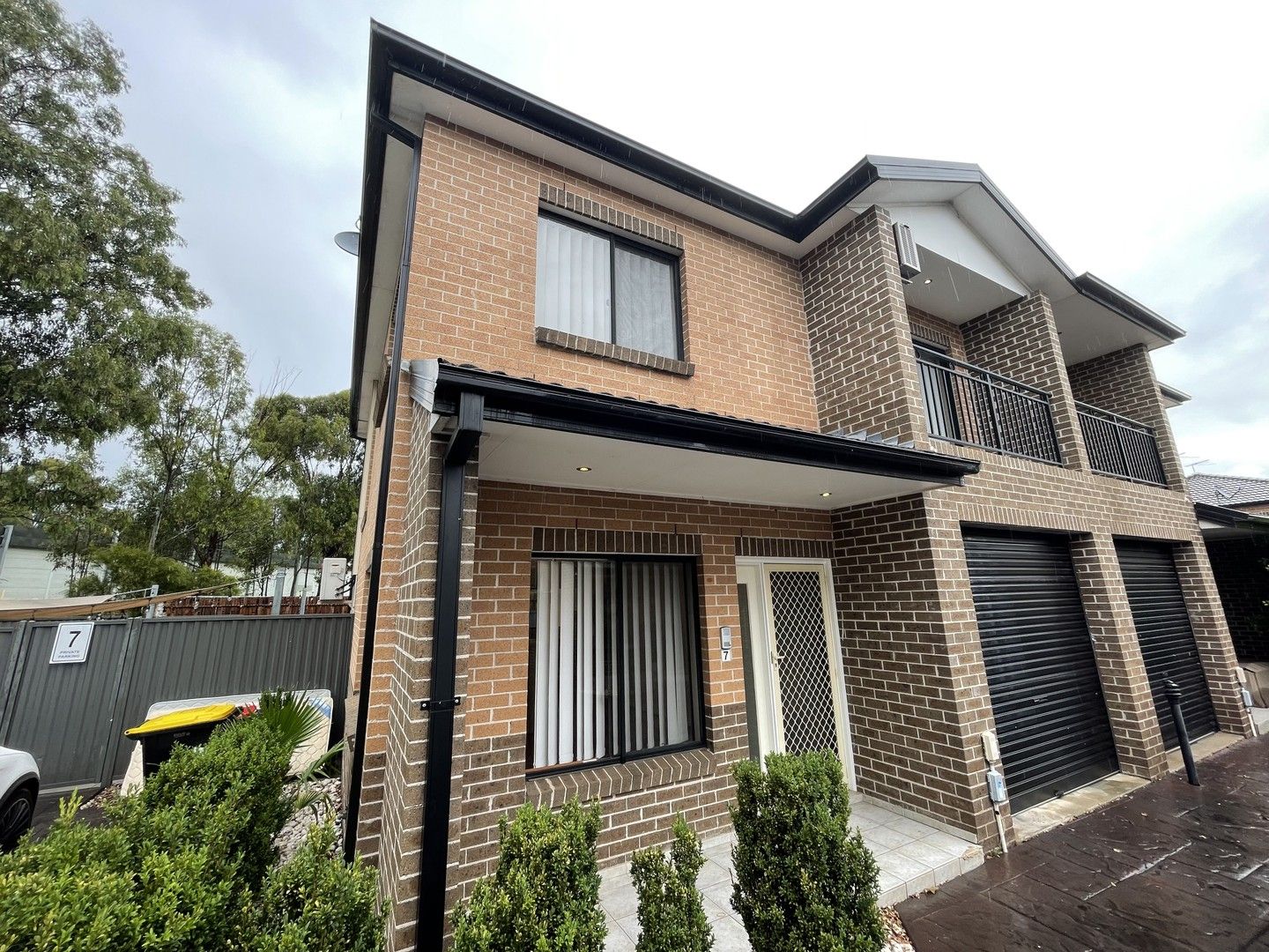 3 bedrooms Townhouse in 7/22-24 Chrysanthemum Avenue LURNEA NSW, 2170
