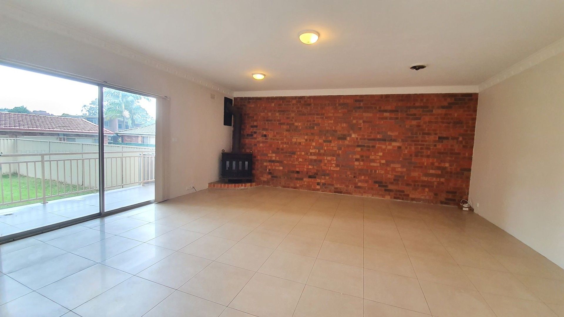 2 bedrooms House in 1/972 King Georges Road BLAKEHURST NSW, 2221