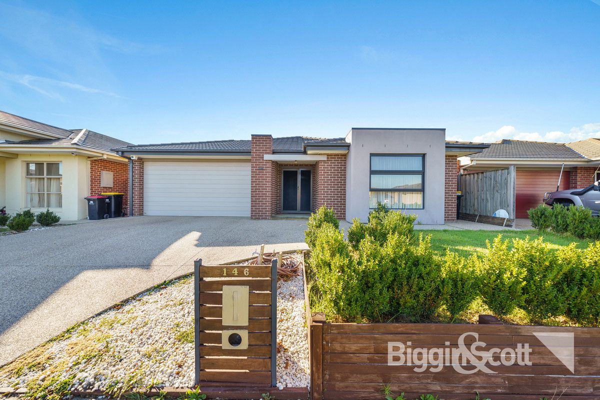 4 bedrooms House in 146 Clarendon Drive KEYSBOROUGH VIC, 3173