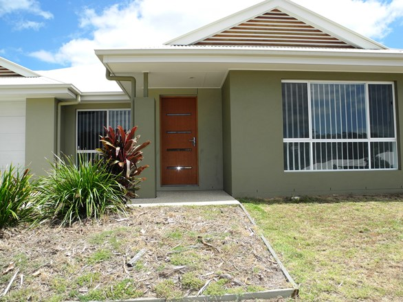 31 Lilyvale Esplanade, Boyne Island QLD 4680