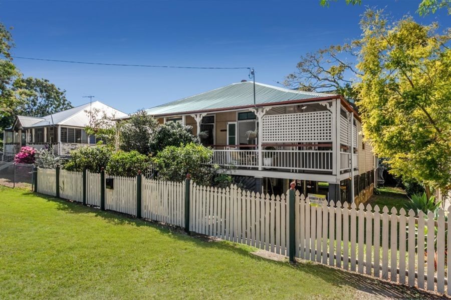 4 bedrooms House in 27 Windsor Ave LUTWYCHE QLD, 4030